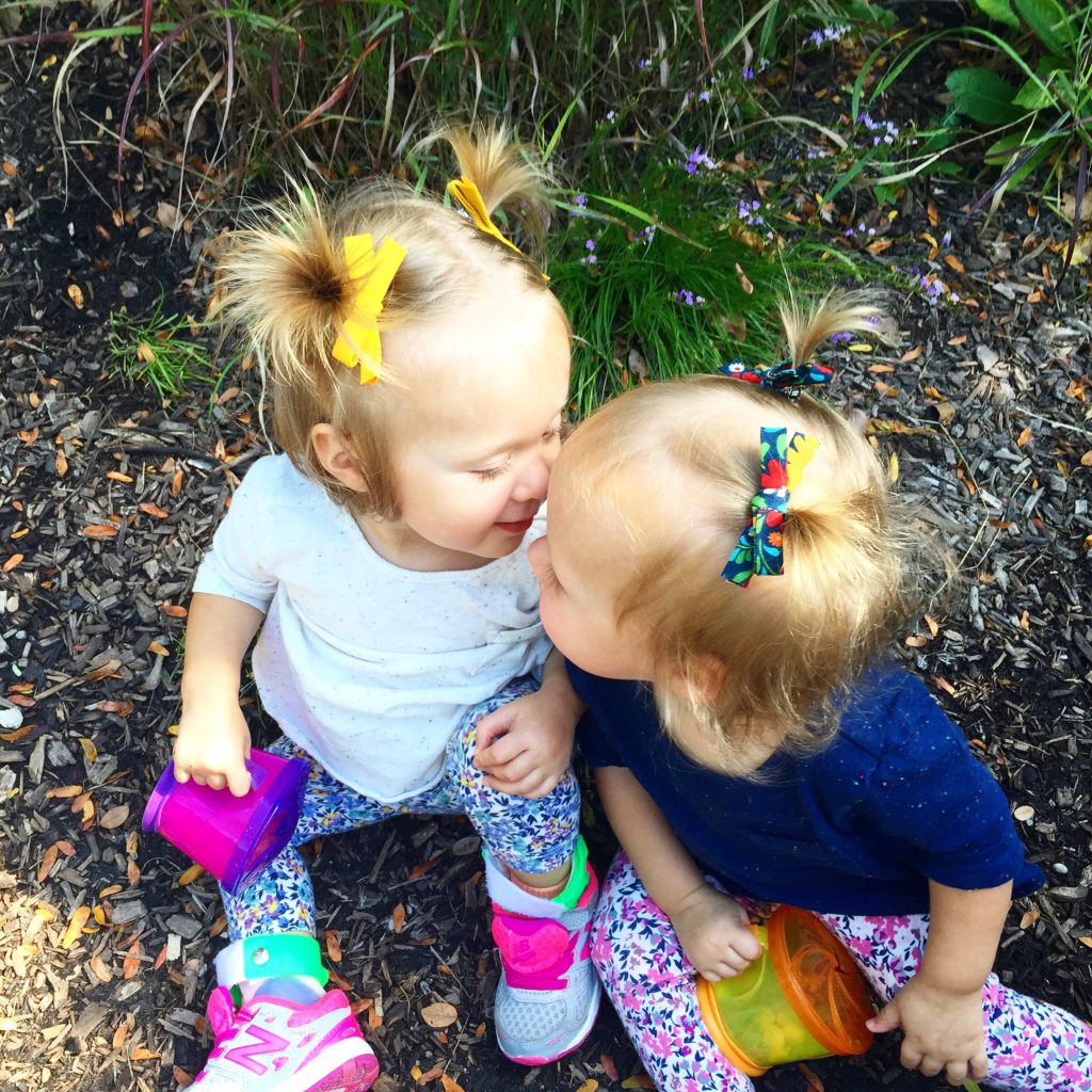 twin toddler kisses